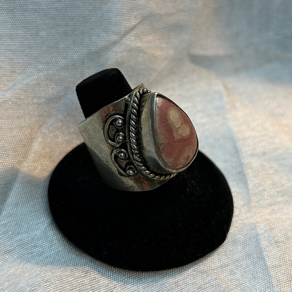 Size 9 Handmade Rhodochrosite Sterling Silver Ring - Picture 6 of 6